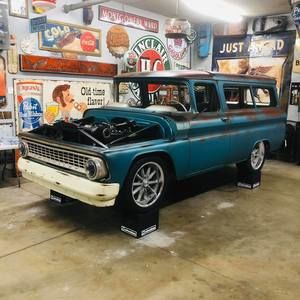 Meet your Posher, Justin